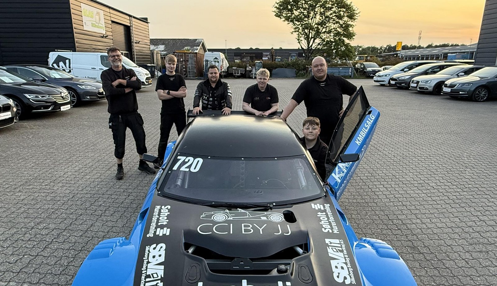 Frame 903527 1600X921